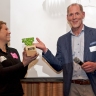 Beeld Esther Burger, HRD manager T-Mobile, wint de Learning Innovator Award 2018